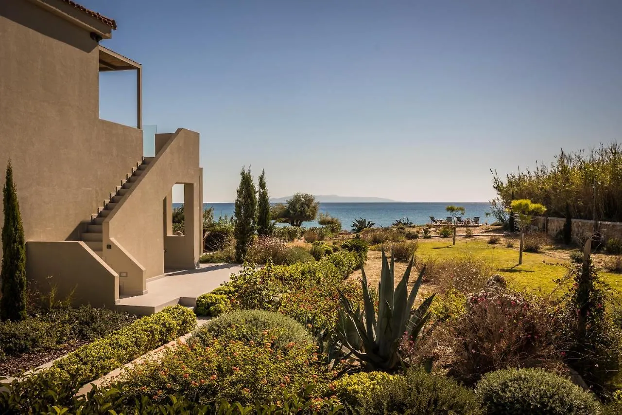 Thalassa Suite-Grand Blue Beach Residence Lixúri